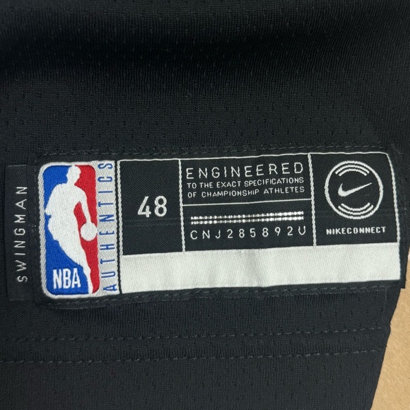 Nike/NBA Dwayne Wade Miami Vice Nights Swingman Jersey - Picture 3 of 5